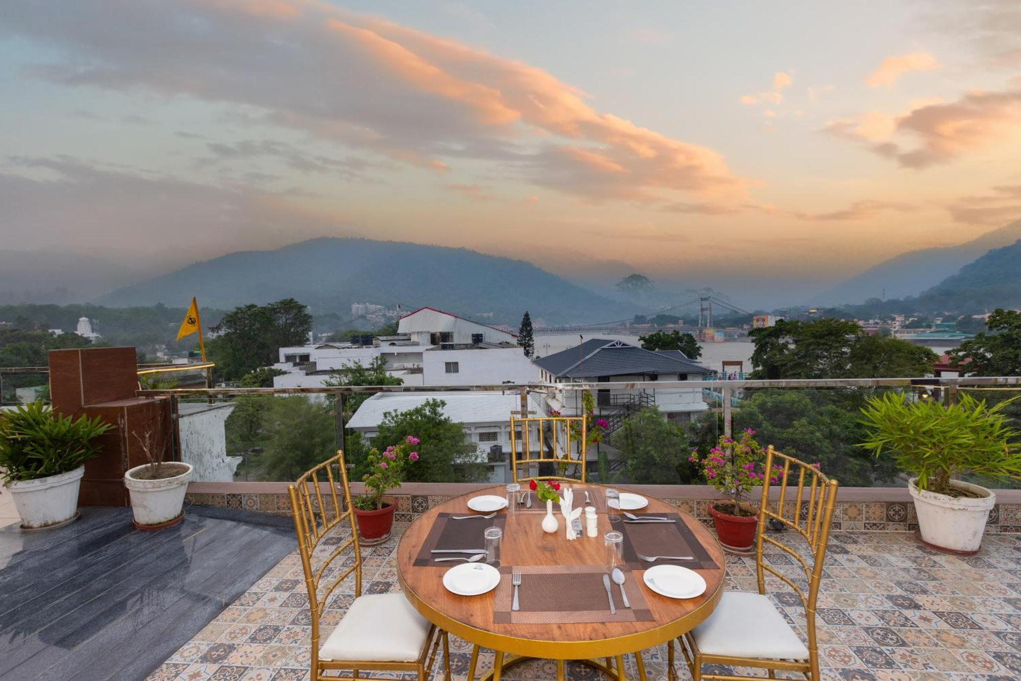 Indira Nikunj Rubystone Exotic Hotel Rishikesh Exterior photo